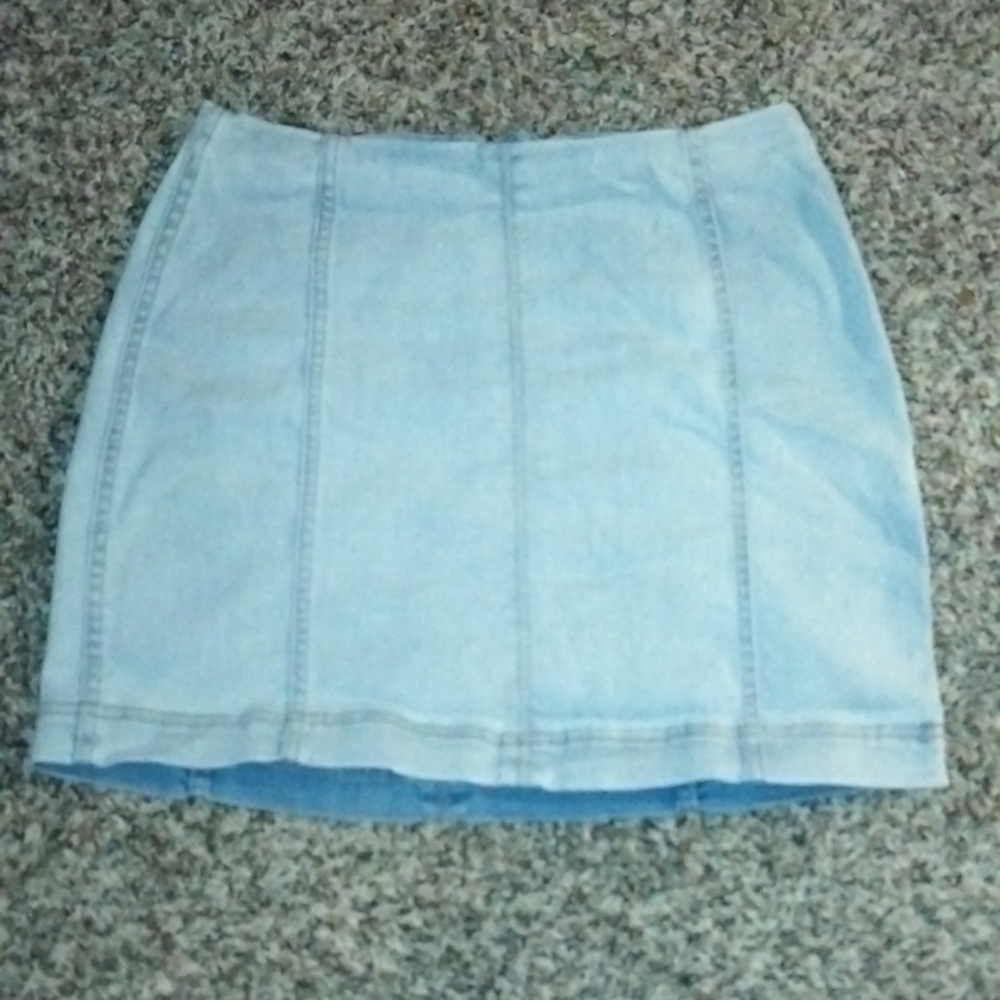 Size 6 blue jean skirt